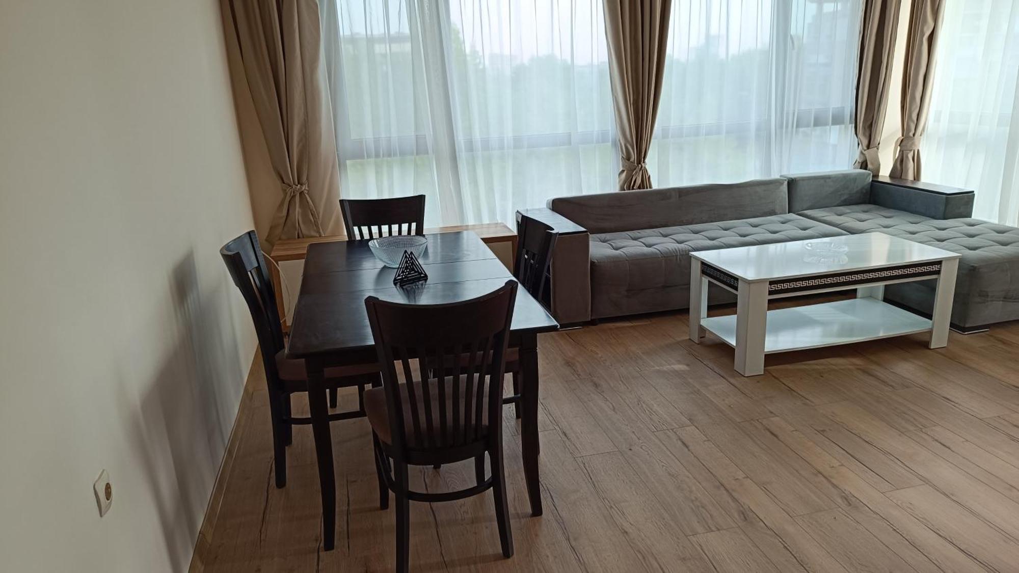 Two Bedroom Apartment 53 - Restaurant Stadium 플로브디프 외부 사진